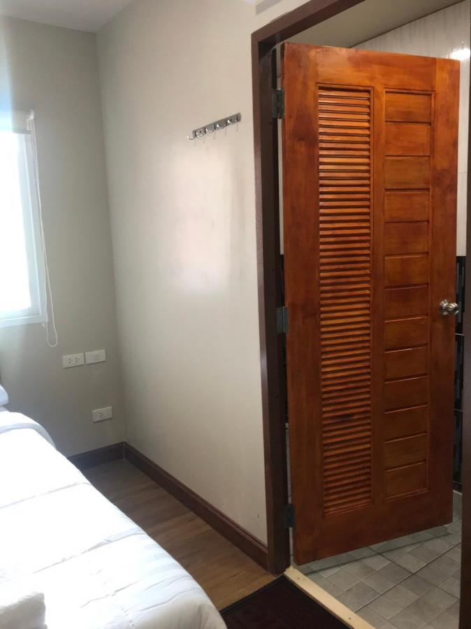 קו פי פי Aladdin Guest House מראה חיצוני תמונה